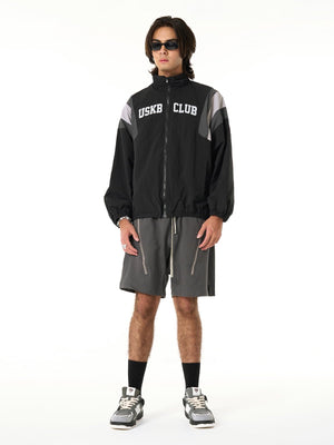 Color block windbreaker – Black on model, full length | XoKool