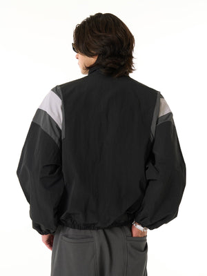 Color block windbreaker – Black on model, back | XoKool