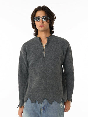 Distressed Quarter Zip Pullover – am Model, von vorne | XoKool