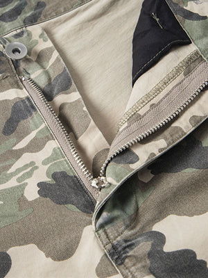 Camouflage Badge Cargo Shorts - thumbnail 7