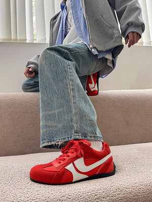 Retro Low Profile Sneaker – am Model, Rot | XoKool