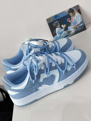 Light blue heart sneakers – pair on table, angled | XoKool