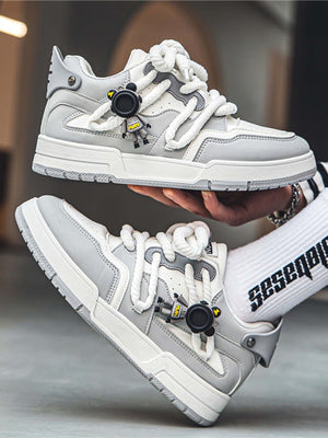 Zapatillas skate con cordones de cuerda – par sostenido en la mano, gris | XoKool