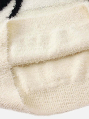Spider sweater – Cream, hem close-up | XoKool