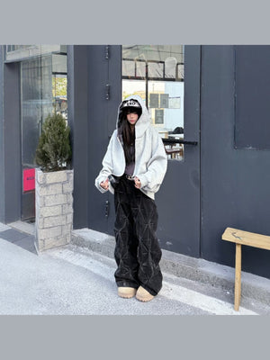 Black Crinkle Texture Baggy Jeans – street photo, full | XoKool