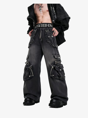 Jeans cargo acampanados (flare) – negro, en modelo, frente | XoKool