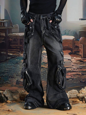 Jeans cargo acampanados (flare) – negro, en modelo, frente | XoKool