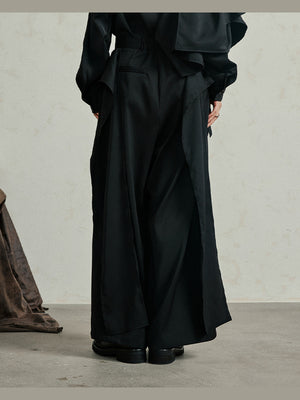 Hakama Hose – am Model, Vorderansicht schräg | XoKool