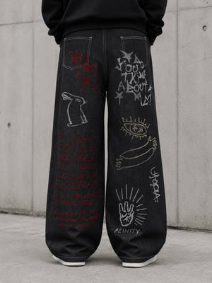 Schwarze Strass-Jeans mit Graffiti-Doodles – am Model, Rückseite | XoKool