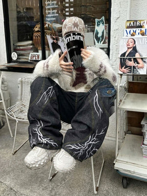 Blitz Jeans – Streetfoto, sitzend | XoKool