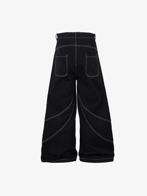 Jeans con bordado tribal – trasera, plano | XoKool