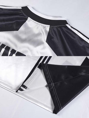 Camiseta de fútbol retro – detalle de la tela y el dobladillo | XoKool