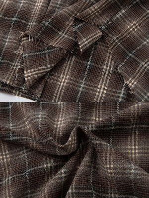 Layered plaid shirt – hem + fabric close-up | XoKool