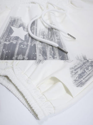 Jogginghose mit Farbprint – Weiß, Detailaufnahme Kordel und Tasche | XoKool