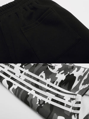 Camo Jogginghose – Schwarz, Nahaufnahme Gesäßtasche und Camo-Streifen | XoKool