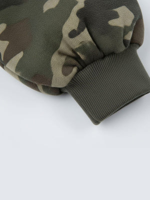 Hoodie de camuflaje con capucha de piel – detalle del puño acanalado | XoKool