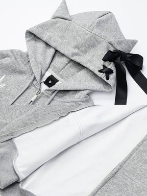 Cat ear hoodie – Grey, hood ears and bow close-up | XoKool