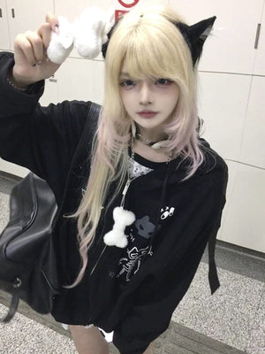 Cat ear hoodie – on model, close-up | XoKool