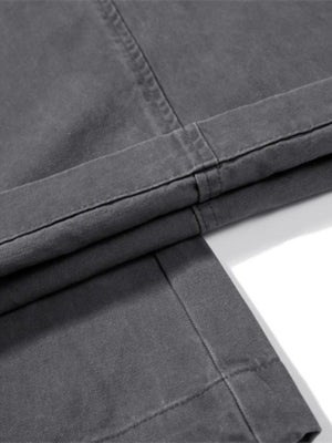 Graue Cargohose – Nahaufnahme von Saum und Naht | XoKool
