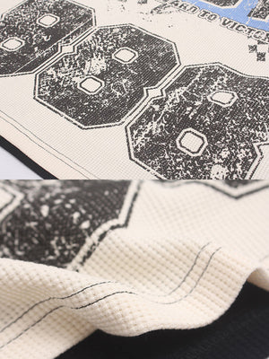 Creme Waffelstrick Longsleeve Racing Tee – Zahlenprint und Waffelsaum, Nahaufnahme | XoKool