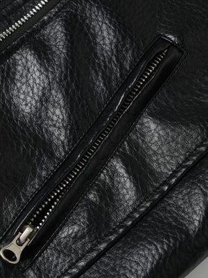 Chaqueta biker corta – detalle del bolsillo con cierre | XoKool