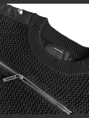 Cropped Waffelstrick-Pullover mit Nieten an den Schultern – Ausschnitt und Brust-Zip Nahaufnahme | XoKool