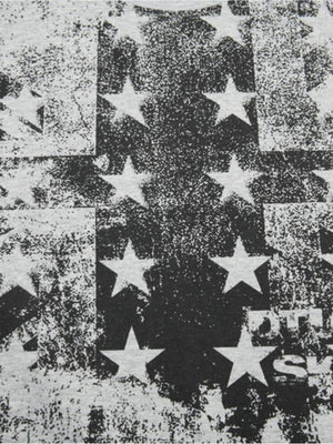 Distressed American Flag T-Shirt in Heather Grey – flag print close-up | XoKool