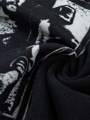 Gothic Cross Zip Hoodie – Print und Stoff im Detail | XoKool