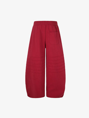 Pleated sweatpants – Red, back view | XoKool