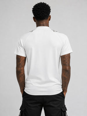 Tribal-T-Shirt mit Stehkragen – am Model, Weiß, hinten | XoKool