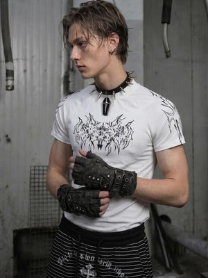 Tribal-T-Shirt mit Stehkragen – am Model, Weiß, gestylt | XoKool