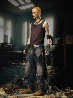 Ausgefranste Jeans – am Model, Seitenansicht | XoKool
