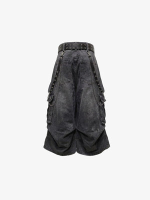 Gothic Capri Jeans mit Kreuz-Print und Ketten – Schwarz, Rückansicht flach | XoKool