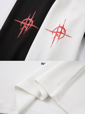 Gothic thermal shirt – sleeve symbol + waffle fabric close-up | XoKool