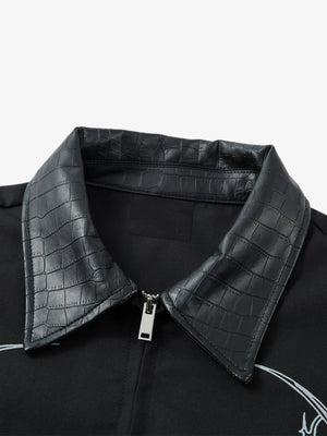 Gothic Thorn Print Jacket – Black, croc collar close-up | XoKool