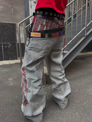 Graue Wide Leg Jeans mit asymmetrischem Bund – am Model, hinten seitlich, Street | XoKool