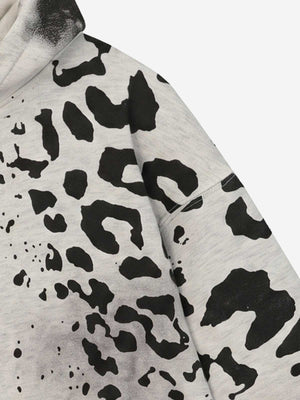 Leopard print zip hoodie – shoulder leopard print close-up | XoKool