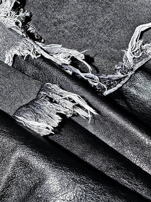 Kapuzenjacke aus Kunstleder – Nahaufnahme der ausgefransten Kanten | XoKool
