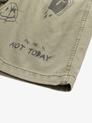 Doodle Graphic Shorts – slogan print close-up | XoKool