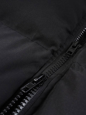 Pufferjacke mit Letter-Print – Reißverschluss im Detail | XoKool