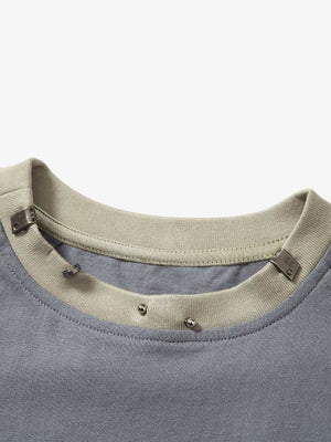 Gestreiftes Raglan T-Shirt – Metallteile am Kragen im Detail | XoKool