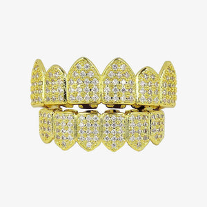 Vampire fang grillz – Gold, set close-up front view | XoKool