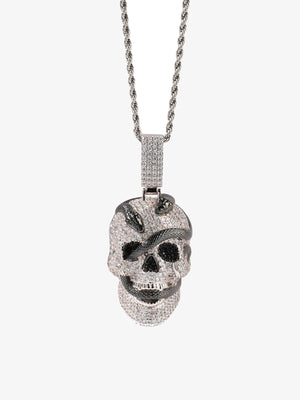 Iced Skull Halskette mit schwarzer Schlange – Vorderansicht mit Panzerkette | XoKool