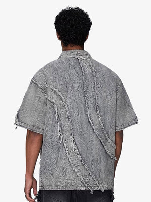 Kurzarm Jeanshemd mit Reißverschluss und offenen Kanten – am Model, hinten | XoKool
