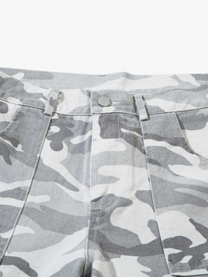 Grey camo cargo pants – waist button and fly close-up | XoKool