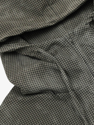 Waffelstruktur Anorak Pullover mit Kapuze – Nahaufnahme Kapuze und Knopfleiste | XoKool