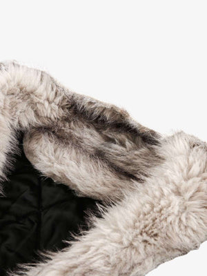 Hooded denim jacket – faux fur hood close-up | XoKool