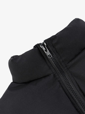 Pufferjacke mit Letter-Print – Kragen mit Reißverschluss im Detail | XoKool