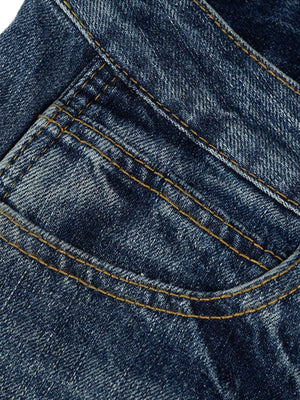 Dirty wash jeans – front pocket close-up | XoKool