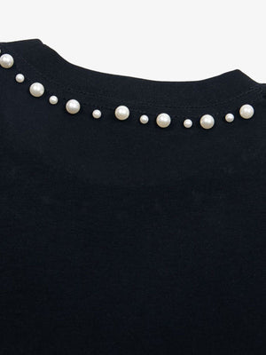 T-Shirt mit Perlen-Schriftzug – Detail Perlenkragen hinten | XoKool